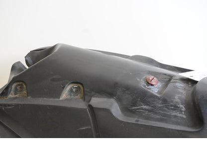 Höger sida på Bensintank från en KTM 640 Duke -2001 motorcykel.