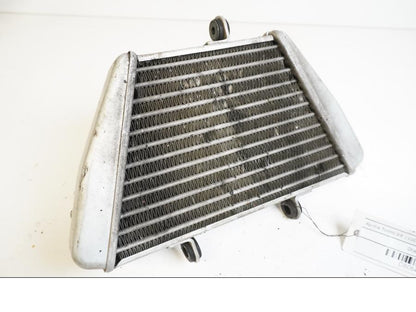 Framsidan på Oljekyl från en Aprilia Tuono V4R -2018 motorcykel.