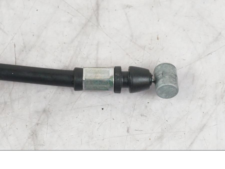 Höger sida på Sadellåsmekanism från en KTM 1290 Super Duke R -2022 motorcykel.