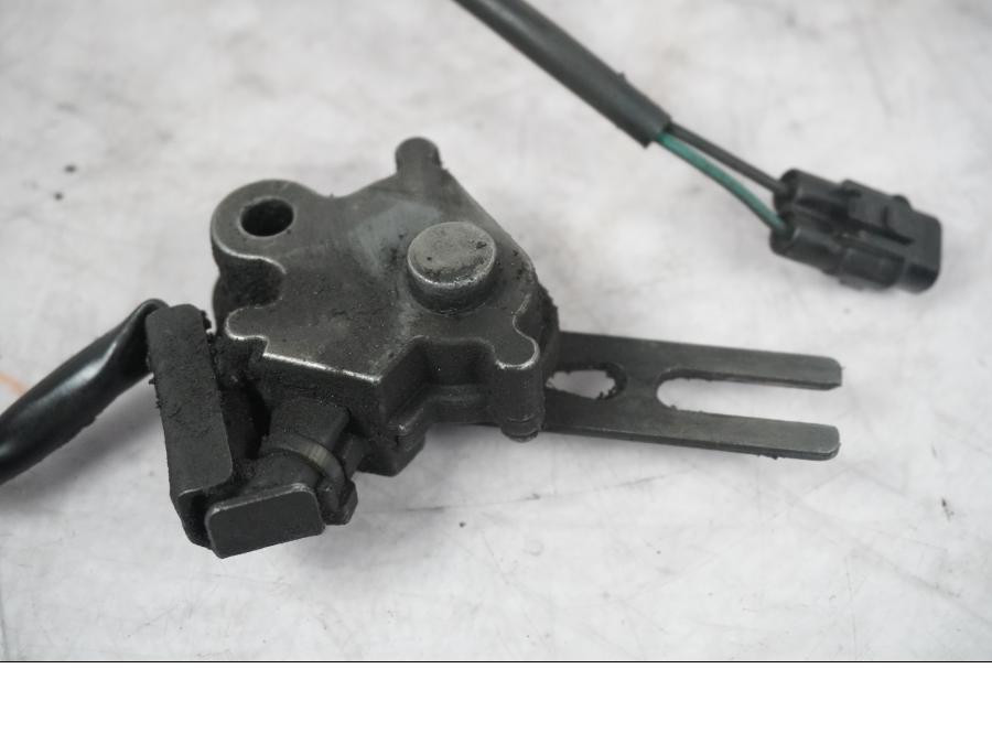 Höger sida på Sidostödsbrytare från en Kawasaki ZX-10R -2008 motorcykel.