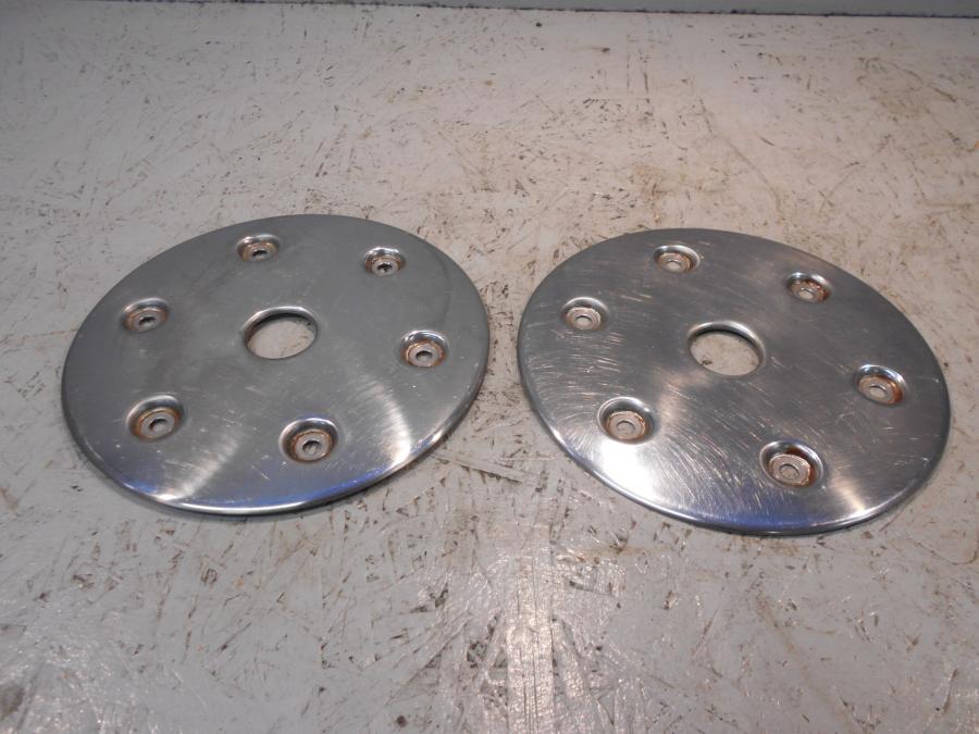 Framsidan på Bromsskivedekor från en Yamaha XV 1600 -2000 motorcykel.