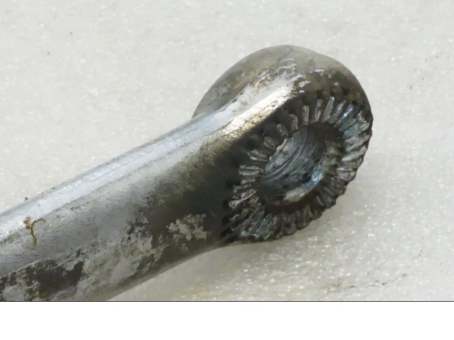 Höger sida på Fotpinne från en BMW R 90 -1975 motorcykel.