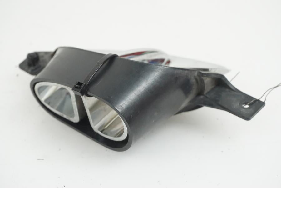 Höger sida på Luftintag från en Honda GL 1800 -2001 motorcykel.