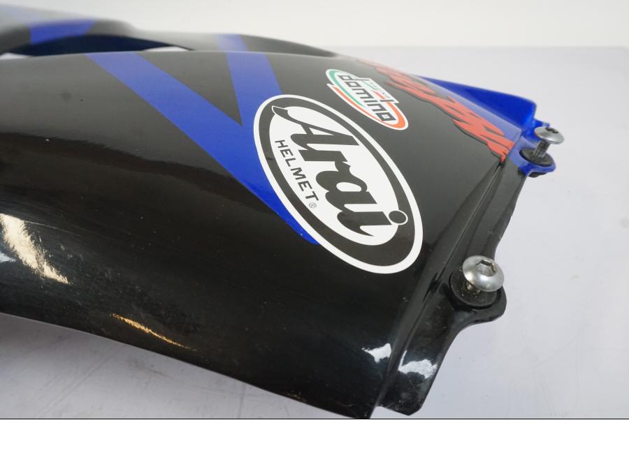 Extrabild1 på Sidkåpa från en Honda CBR 900 RR -2003 motorcykel.