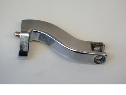 Framsidan på Fotpinnefäste från en H-D Street Glide FLHX -2015 motorcykel.