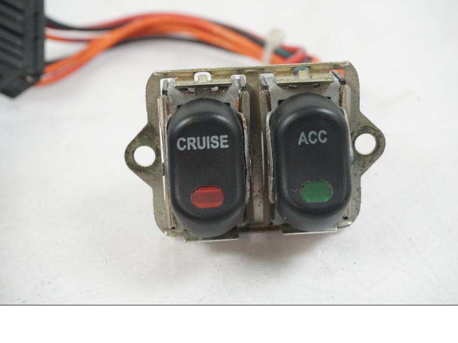 Snett uppifrån på Reglage från en H-D Street Glide FLHX -2012 motorcykel.