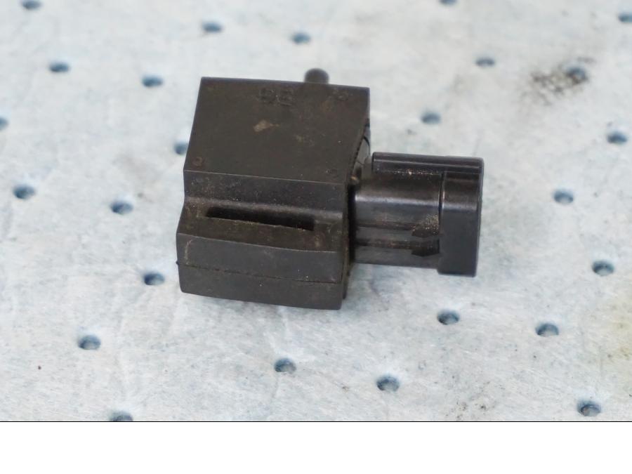 Framsidan på Mapsensor från en Suzuki GSX-R 1000 -2008 motorcykel.