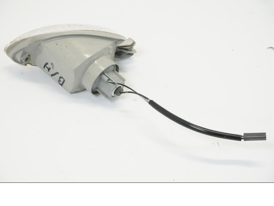 Snett uppifrån på Blinkers från en Suzuki GSX 1300 R -2008 motorcykel.