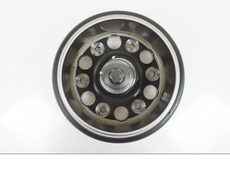 Höger sida på Motordelar från en BMW F 850 GS -2019 motorcykel.