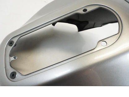 Snett uppifrån på Bensintankskåpa från en Kawasaki ZX-12R -2000 motorcykel.