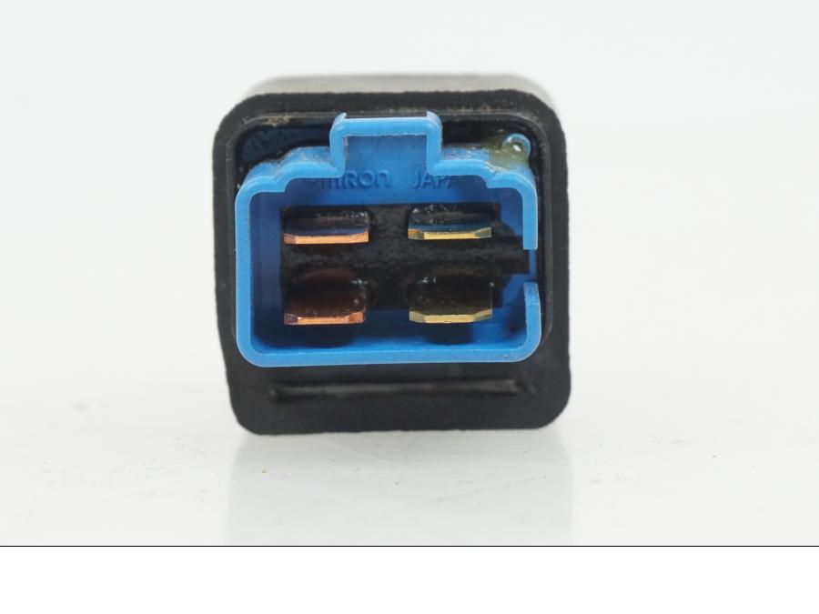 Baksidan på Relä från en Yamaha XJ 900 -1997 motorcykel.