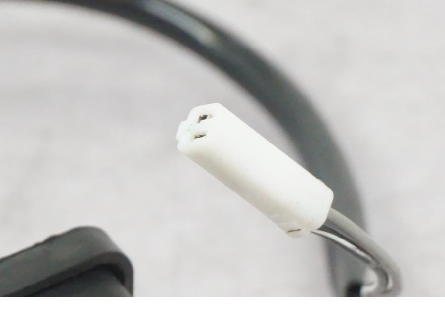 Baksidan på Skyltbelysning från en Suzuki GSF 1250 -2010 motorcykel.