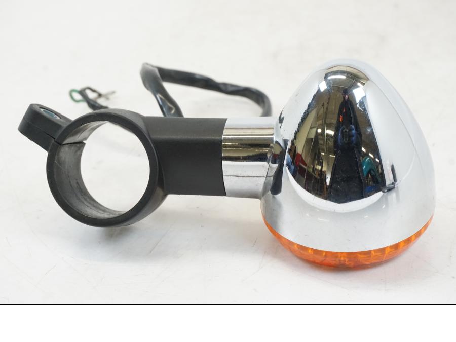 Extrabild1 på Blinkers från en Kawasaki VN 800 -2000 motorcykel.