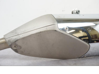 Höger sida på Ljuddämpare från en BMW K 1600 GTL -2015 motorcykel.