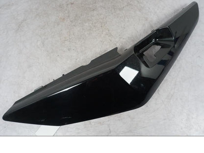 Framsidan på Bakvinge från en BMW K 1600 GTL -2015 motorcykel.