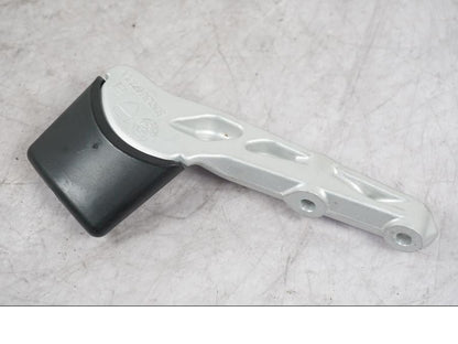 Framsidan på Väskhållare från en Ducati Multistrada V4 -2024 motorcykel.