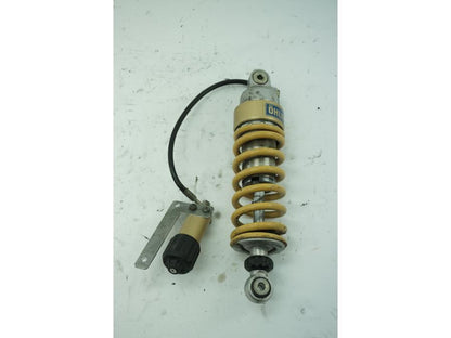 Baksidan på Stötdämpare Öhlins från en Suzuki GSX 1100 EF -1985 motorcykel.