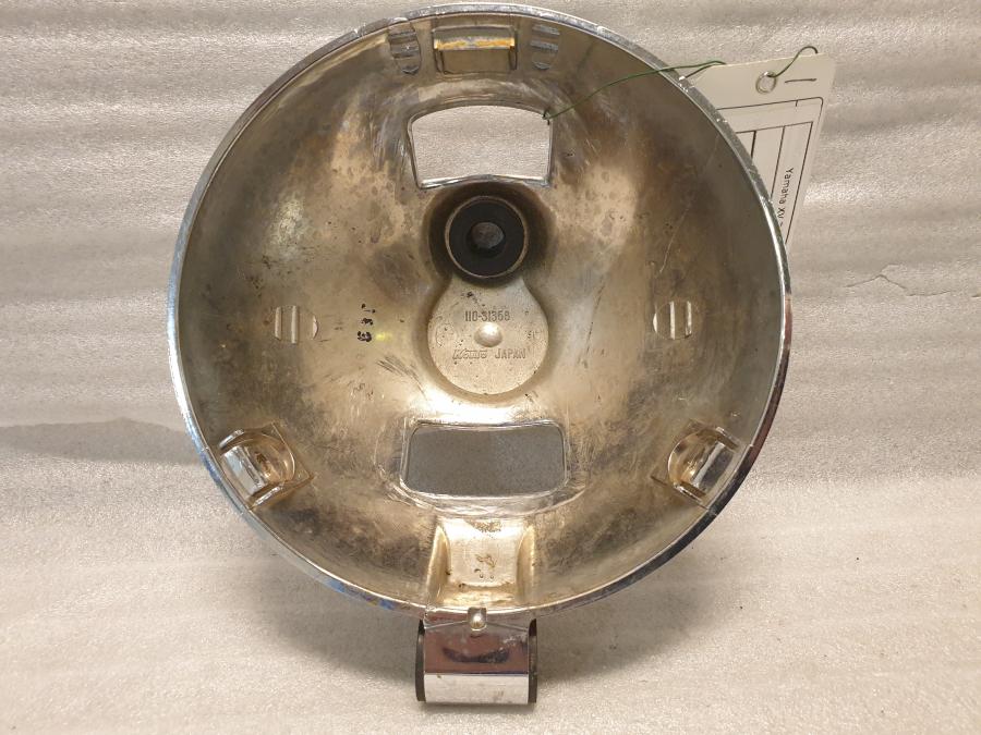 Framsidan på Strålkastarhus från en Yamaha XV 750 -1995 motorcykel.