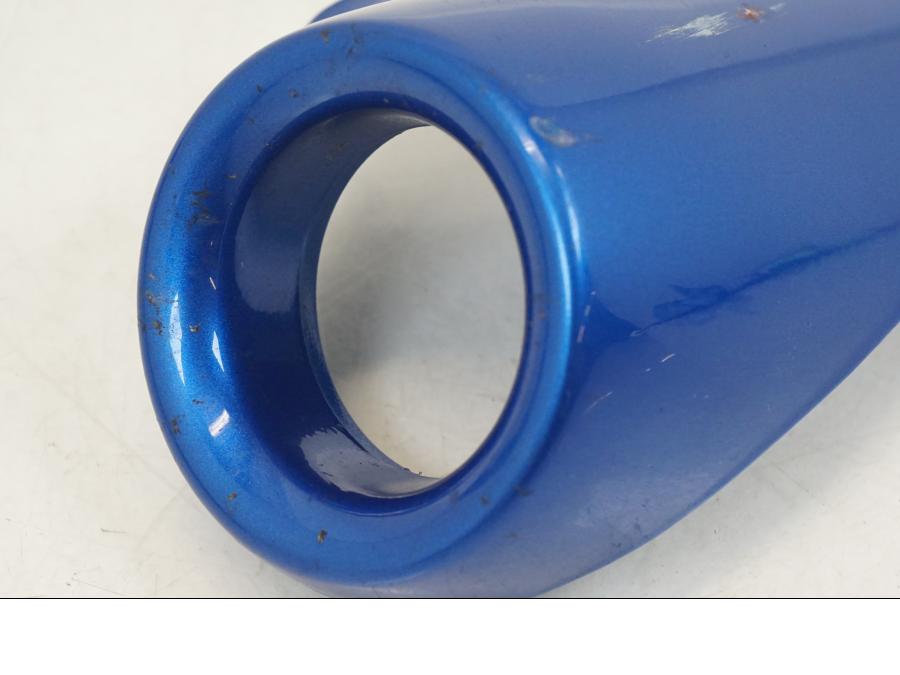 Höger sida på Luftintag från en Triumph TT 600 -2002 motorcykel.