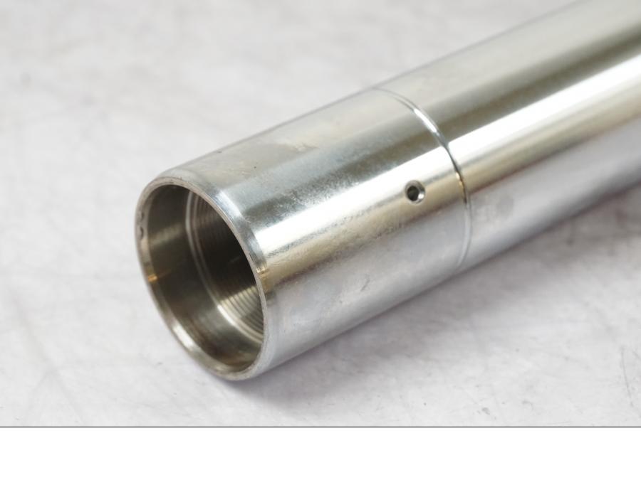 Baksidan på Gaffelben från en Yamaha XV 1100 -1988 motorcykel.