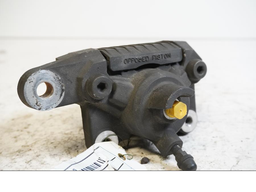 Framsidan på Bromsok från en Suzuki TL 1000 S -1998 motorcykel.