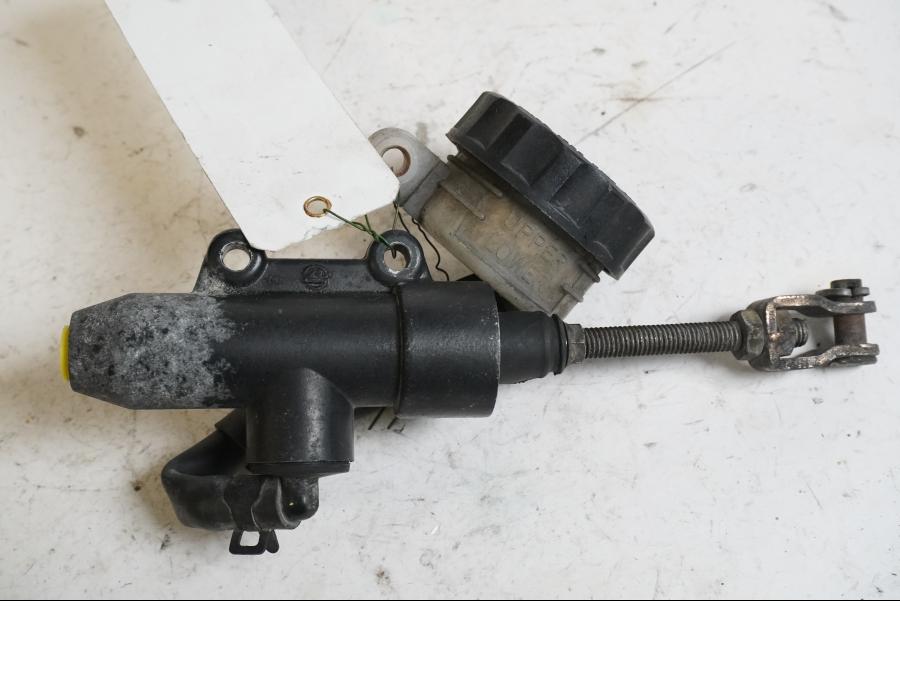 Framsidan på Bromshuvudcylinder från en Hsun HS450ATV-2 -2012 ATV.