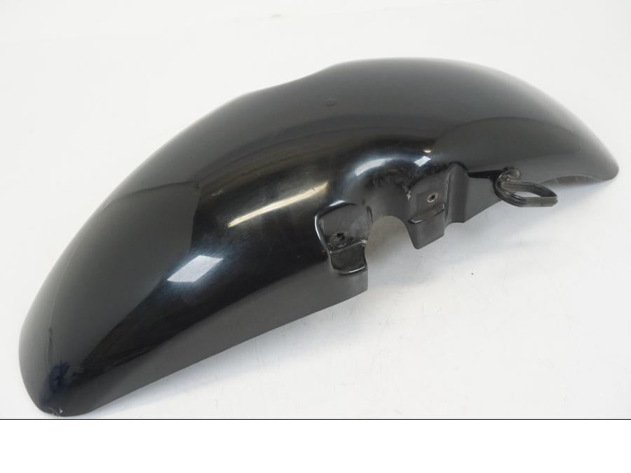 Framsidan på Framskärm från en Honda CB 750 -2002 motorcykel.