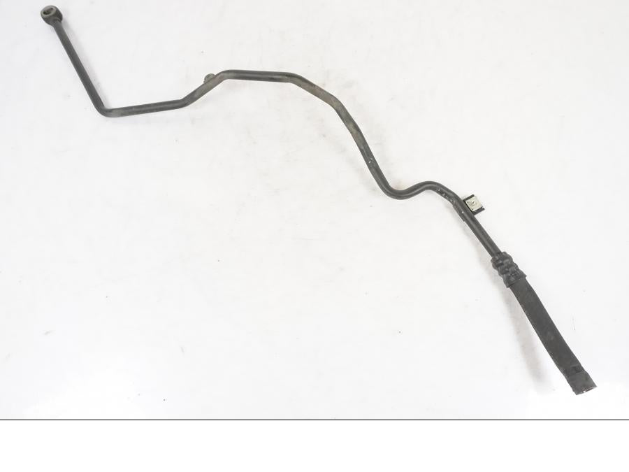 Framsidan på Oljekylrör från en BMW R 1200 GSA -2012 motorcykel.