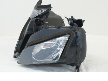 Höger sida på Strålkastare från en Honda CBR 1000 RR -2005 motorcykel.