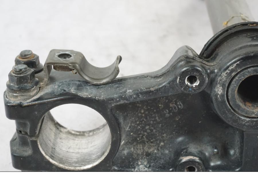 Extrabild1 på Gaffelkrona från en Kawasaki KL 650A -1987 motorcykel.