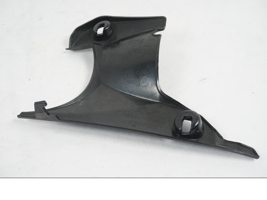 Baksidan på Instrumentkåpa från en Yamaha YZF 1000 R1 -2007 motorcykel.