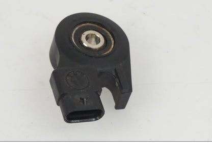 Baksidan på Sidostödsbrytare från en BMW R Ninet -2017 motorcykel.