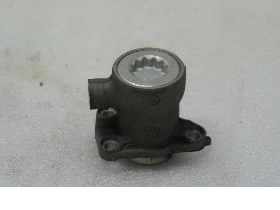 Framsidan på Kopplingslavcylinder från en Ducati Monster 696 -2010 motorcykel.