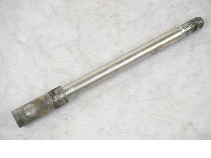 Framsidan på Axel från en Yamaha MT 125 -2017 motorcykel.