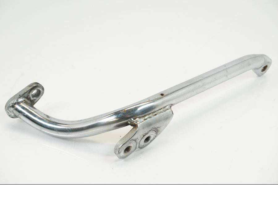 Höger sida på Fotpinnefäste från en Yamaha XV 750 -1998 motorcykel.