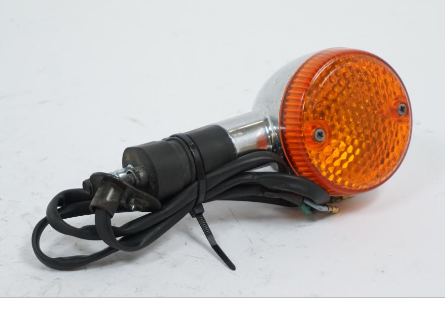 Framsidan på Blinkers från en Honda VT 600 C -1995 motorcykel.