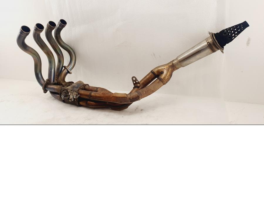 Höger sida på Grenrör från en Honda CBR 900 RR -2003 motorcykel.