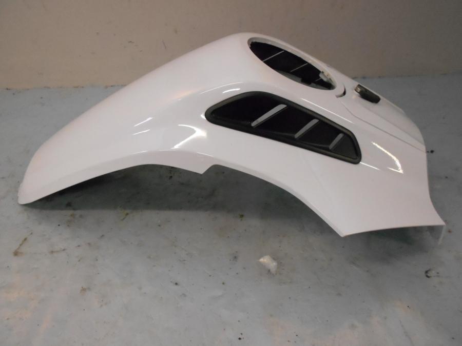 Höger sida på Bensintankskåpa från en BMW R 1200 GSA -2018 motorcykel.