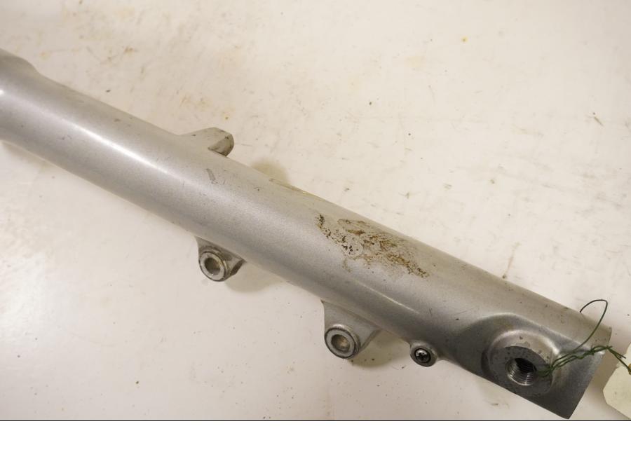 Vänster sida på Gaffelben från en Yamaha XV 535 -1988 motorcykel.