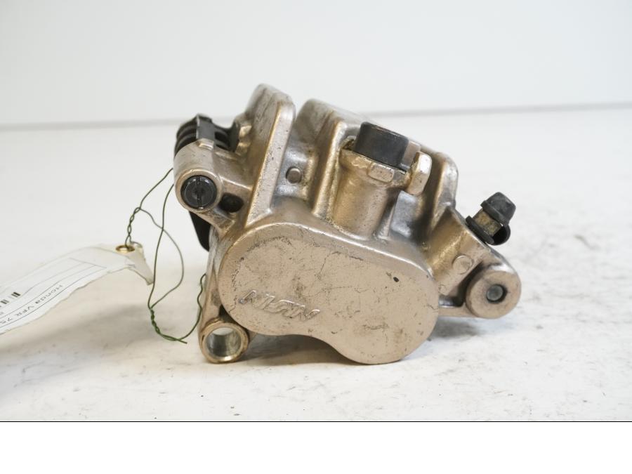 Framsidan på Bromsok från en Honda VFR 750 -1996 motorcykel.