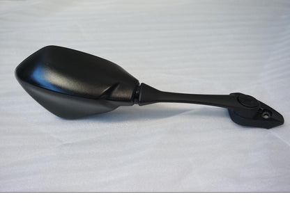 Baksidan på Backspegel från en Suzuki GSX-R 1000 -2017 motorcykel.