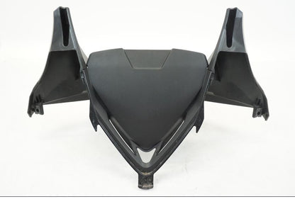 Snett uppifrån på Instrumentkåpa från en Honda CBR 650 R -2019 motorcykel.