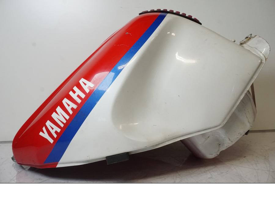 Extrabild3 på Bensintank från en Yamaha FZR 1000 -1991 motorcykel.