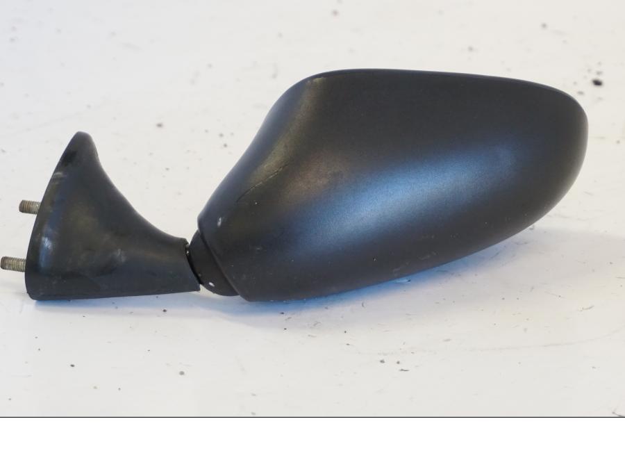 Snett uppifrån på Backspegel från en Yamaha YZF 1000 R -1997 motorcykel.