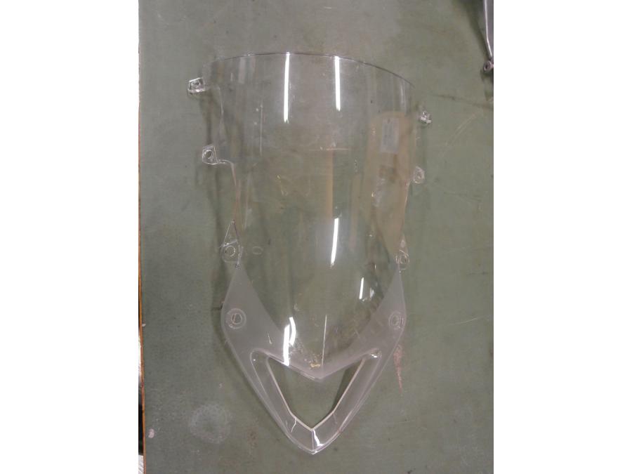 Framsidan på Vindruta från en BMW S 1000 RR -2010 motorcykel.