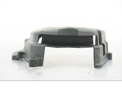 Snett uppifrån på Kedjeskydd från en Triumph Street Triple R -2011 motorcykel.