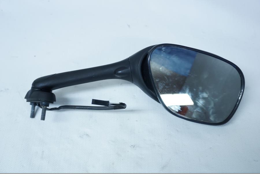 Framsidan på Backspegel från en Suzuki GSX-R 750 -2009 motorcykel.