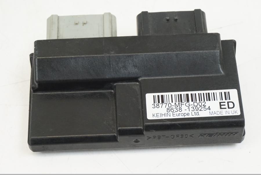 Höger sida på Låssats från en Honda CB 600 F -2008 motorcykel.