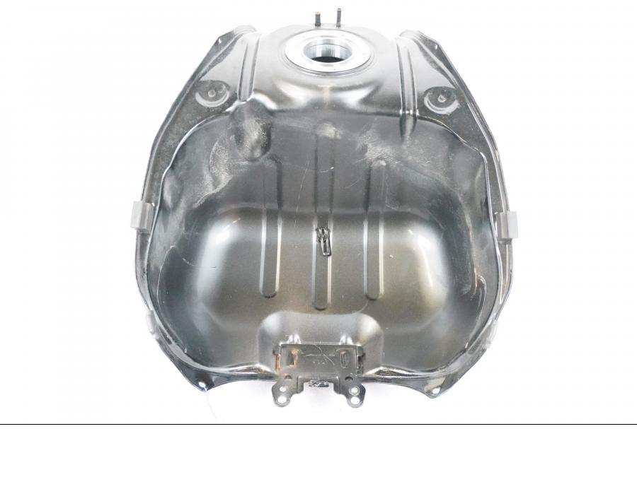 Extrabild3 på Bensintank från en Suzuki GSX-R 1000 -2008 motorcykel.