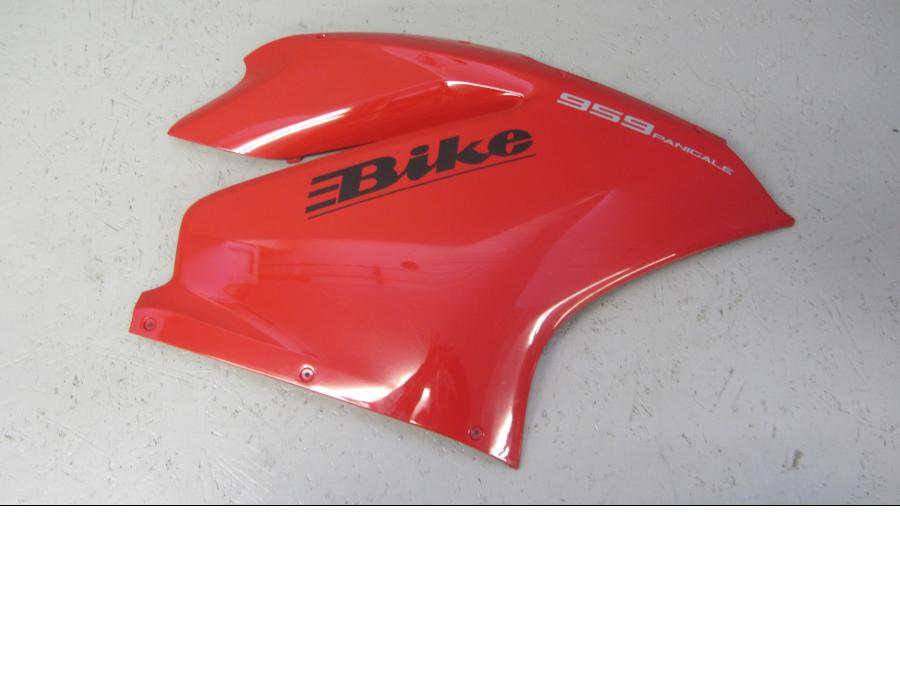 Framsidan på Sidkåpa från en Ducati Panigale 959 -2016 motorcykel.